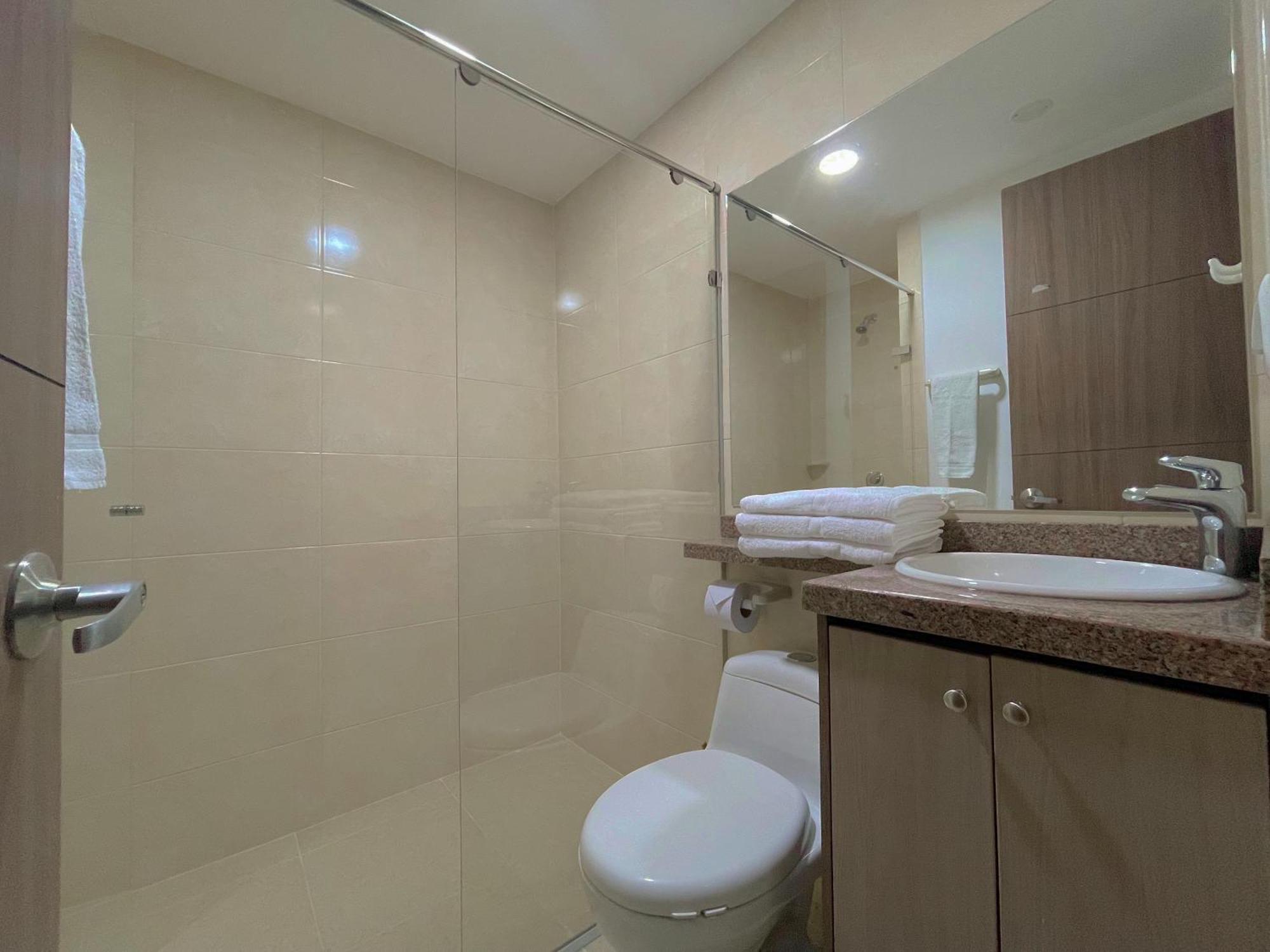 Hotel Prado 72 Inn Барранкилья Экстерьер фото