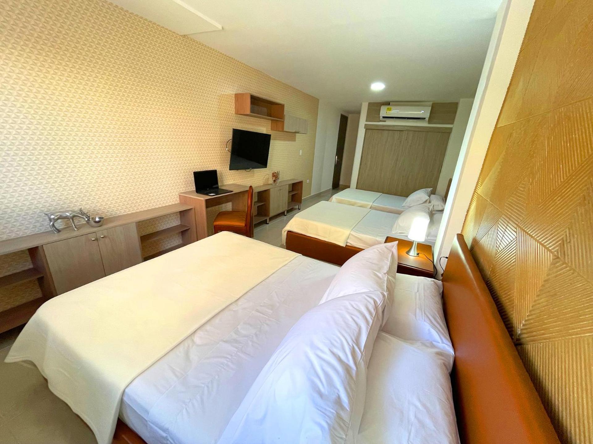 Hotel Prado 72 Inn Барранкилья Экстерьер фото